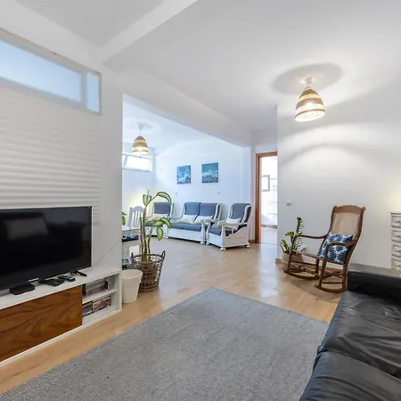 Bed & Breakfast 3 Marias Lagos