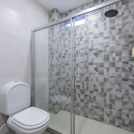 3 Marias Bed & Breakfast Lagos