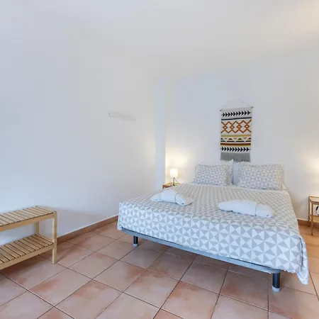 Bed & Breakfast 3 Marias